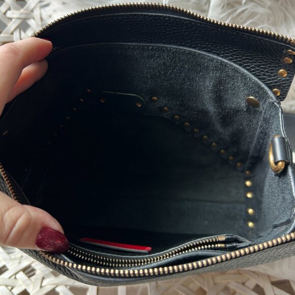 Valentino Rockstud Crossbody/Shoulder Bag in Black with Gold Hardware - Picture 8 of 17